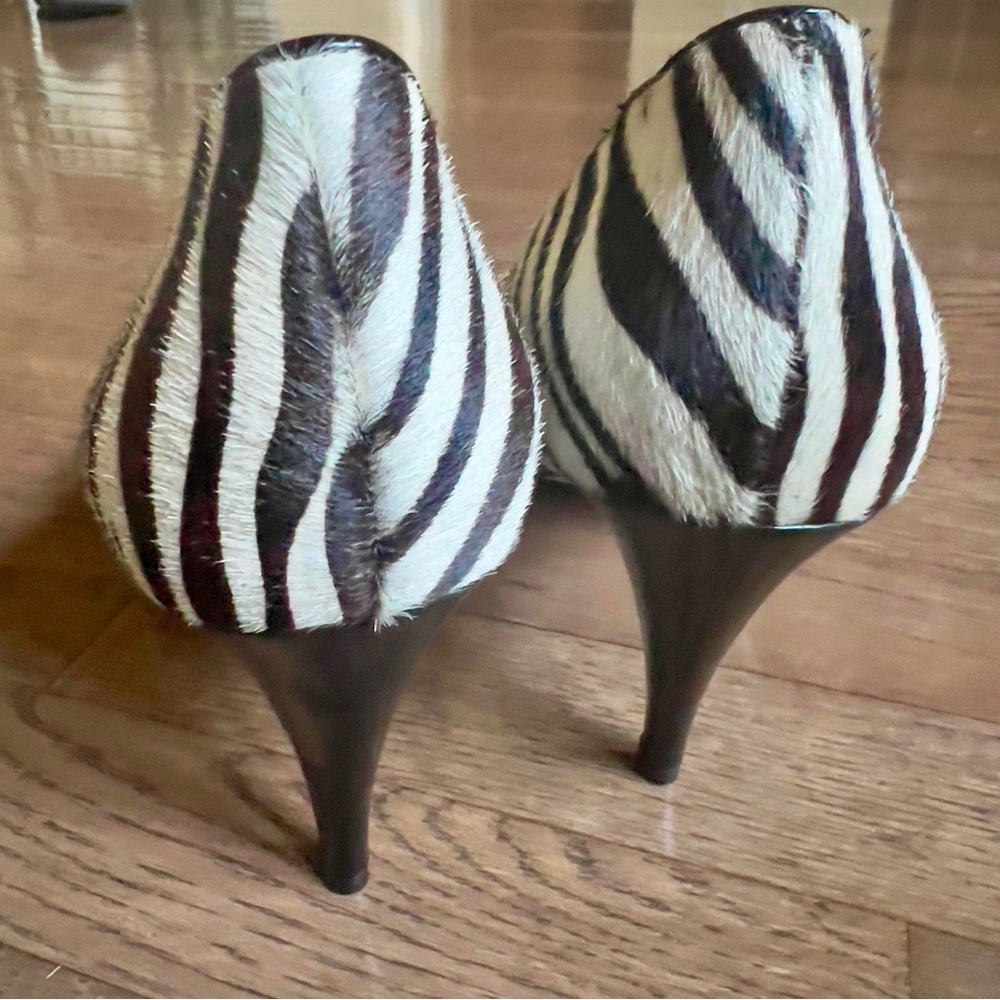 ‼️ Sold ‼️Antonio Melani Vintage Y2K Zebra Print Womens Heels - Picture 5 of 6